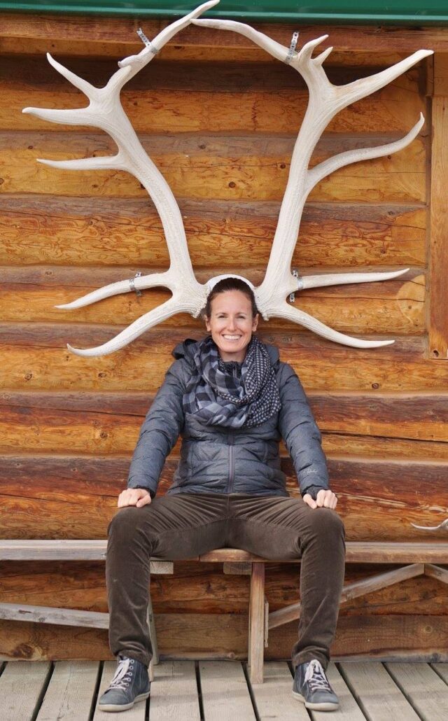 Isabelle Bouffard, représentante de Tourisme Yukon, à la Réserve faunique du Yukon.